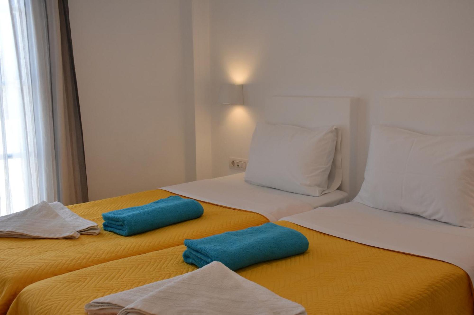 Arion Bay Hotel Santorini Камарі Номер фото