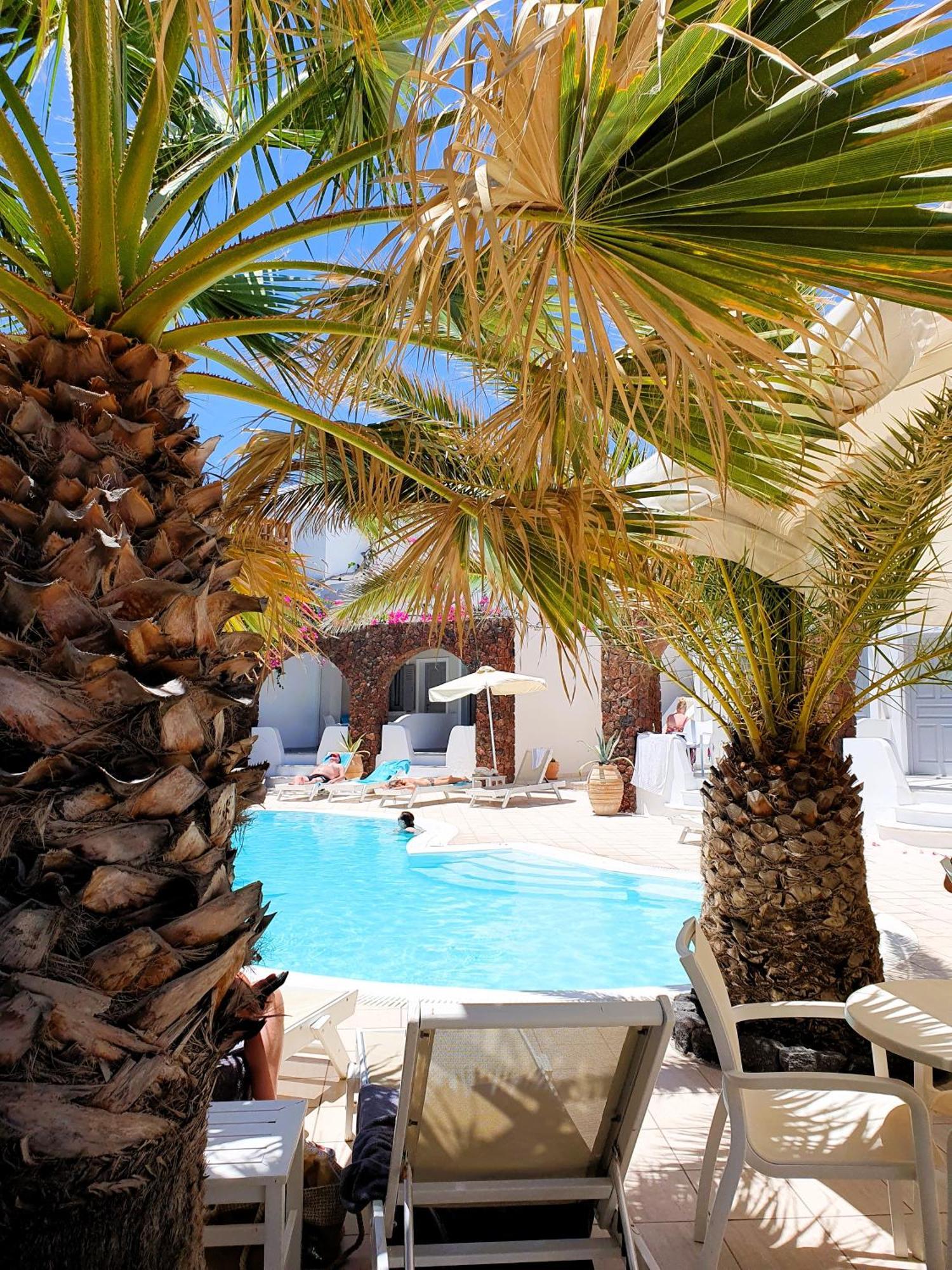 Arion Bay Hotel Santorini Камарі Екстер'єр фото