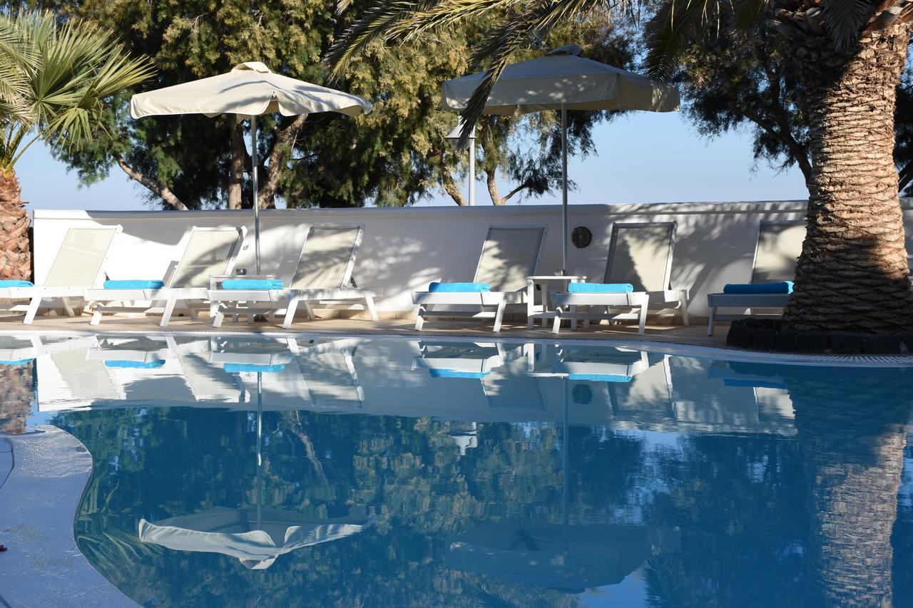 Arion Bay Hotel Santorini Камарі Екстер'єр фото